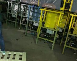 רכב תפעולי: סוף סוף לאחר מסע ארוך הן נחתו.. הריקשות.. הטוקטוקים שלכם הגיעו...