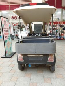 חשמלי תפעולי נתפס בעין המצלמה – "היפר"