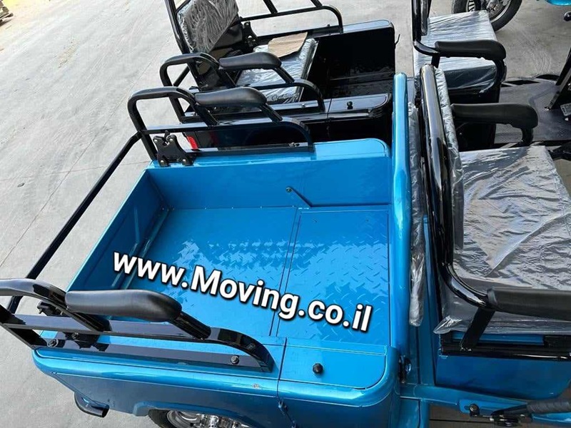 טוקטוק וילג' עם נפח הארגז לאחר קיפול המושב מותיר ארגז שימושי בעל מידה נדיבה