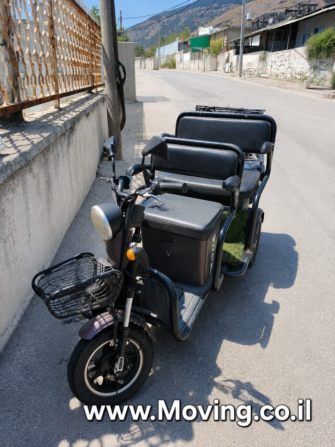 למכירה ריקשה נוסעים קומפקטית מיד 1, אדם פרטי
